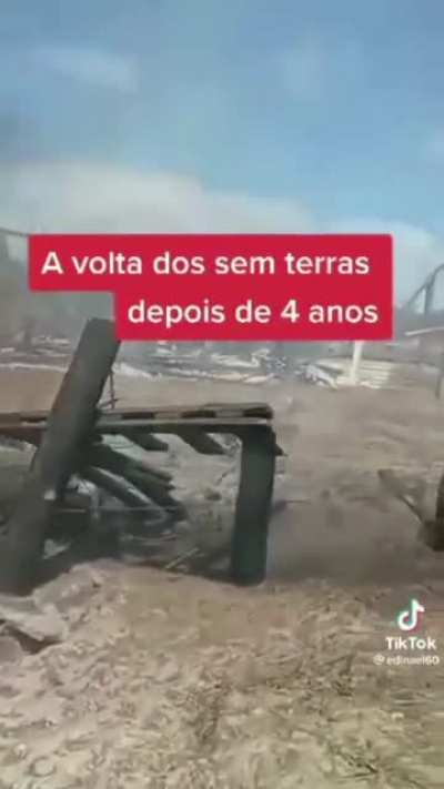Enquanto vc faz o "L", brincando com seu voto, eles n&atilde;o brincam!