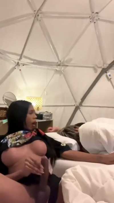 Quit cum &amp; jerk sleepover