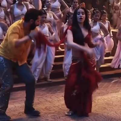 THIS SCENE GONNA START CUMFEST IN THEATERS(SHRADDHA KAPOOR)