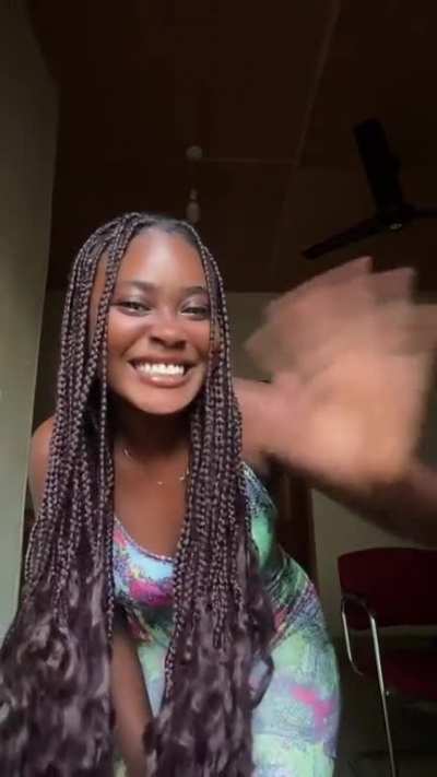✌🏾