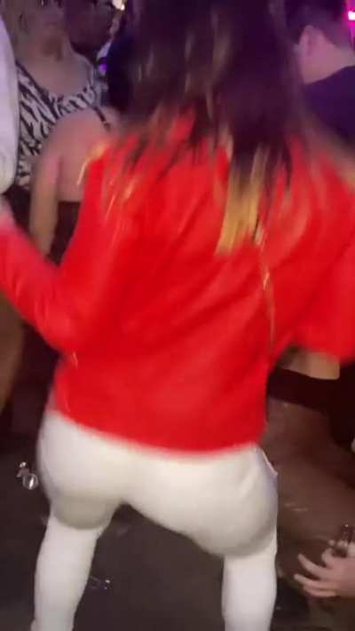 Ail&iacute;n P.