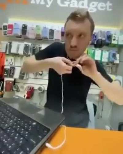 Nome da musica aí por favor