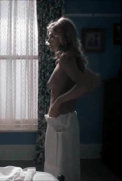 Rosamund Pike 