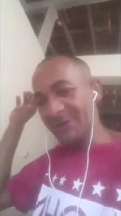 Crie uma legenda pra este v&iacute;deo 