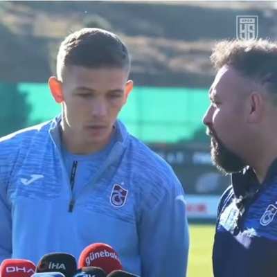 Trabzonsporlu Danylo Sikan, bug&uuml;n d&uuml;zenlenen basın toplantısında adının nasıl telaffuz edildiğini a&ccedil;ıkladı.