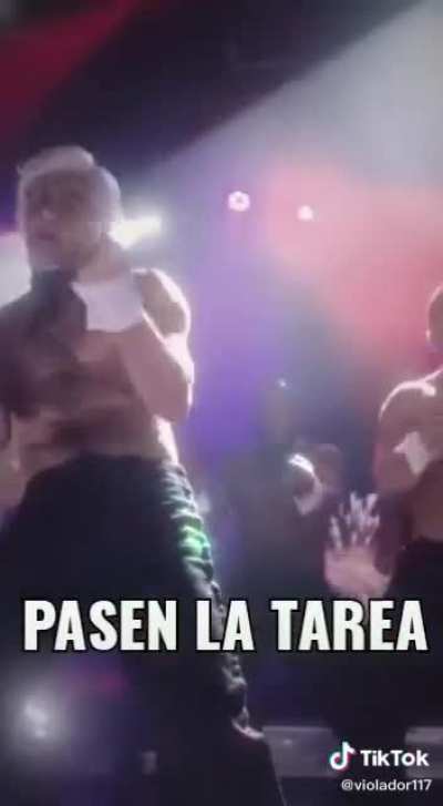 Pasen la tarea 😔😳😍😎