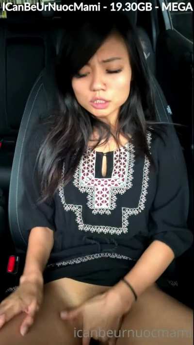 HOT ASIAN MAMI