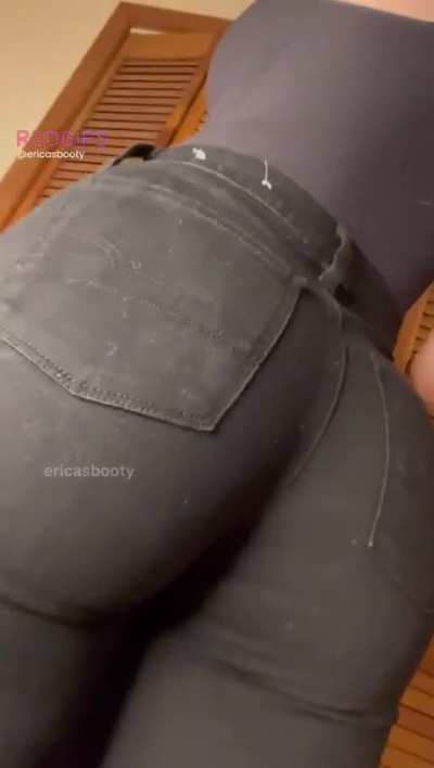pull them up and give it a squeeze😇