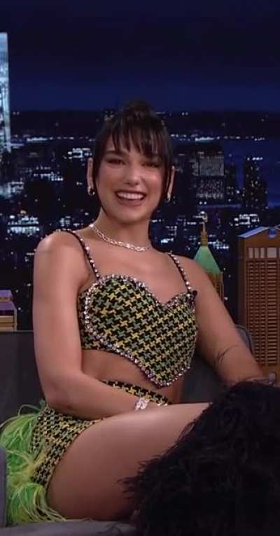 Dua Lipa Legs