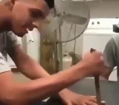 Evet kgb hulku Finger Game de bulmak i&ccedil;in 20 yılımı harcadığım yenilmezlik taktiğimi a&ccedil;ıklıy0rum