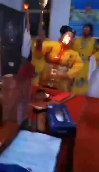 这下神了,燃起来了😂