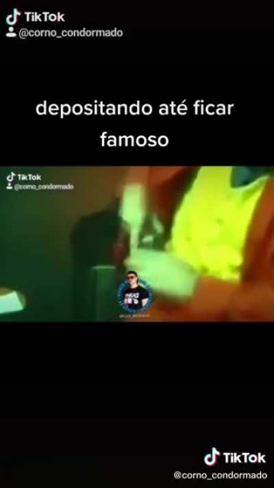 T&aacute; t&atilde;o fechado que n&atilde;o passa nem wi-fi