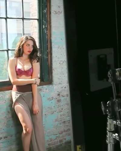 Alison Brie