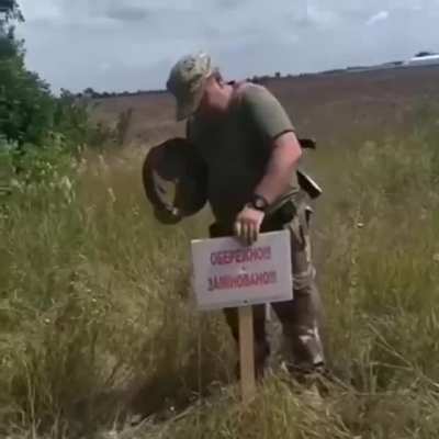 "DANGER MINES"