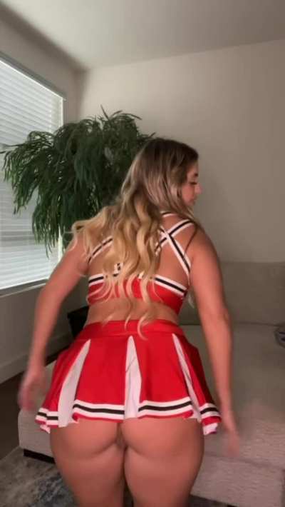 This cheerleader needs a spanking