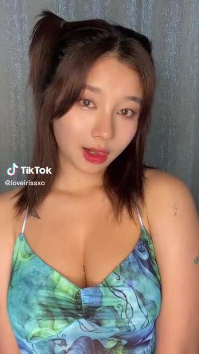 👅