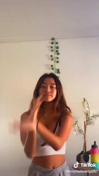 Krischelle solo dance