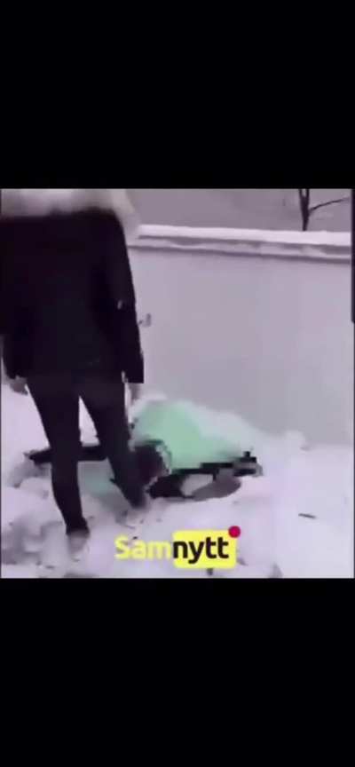 Guy forced to bow down and kiss the feet of a queen