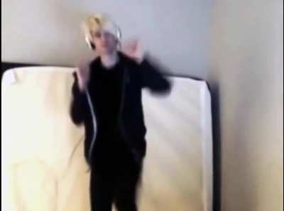 That one guy in chat when Xqc clicks his Jubilee link