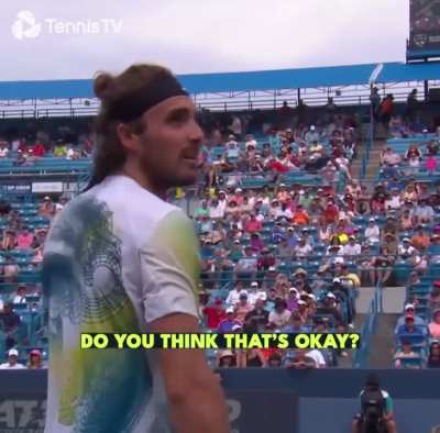 Lady imitating a bee to disturb Stefano Tsitsipas&rsquo; serve