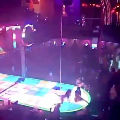 WCGW doing stuff on super high pole
