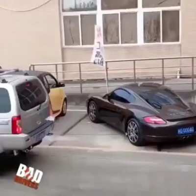 Asshole parking