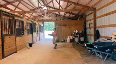 Barn Chores *to the tune of Dolly&rsquo;s 9-5*