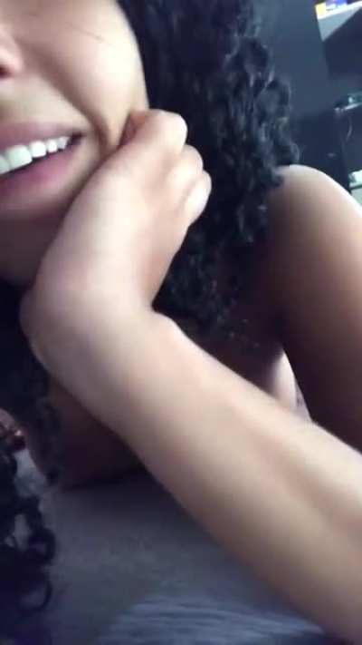 Mirian Gabriela sendo chupada