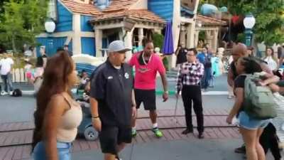 Family Members fight on Disneyland.