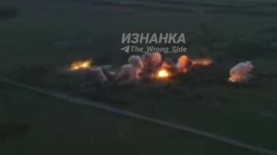 RU POV-The TOS "Solntsepyok" crew burns down a Ukrainian strongholds in the area of ​​the settlement of Novopavlovka in the Dnipropetrovsk region