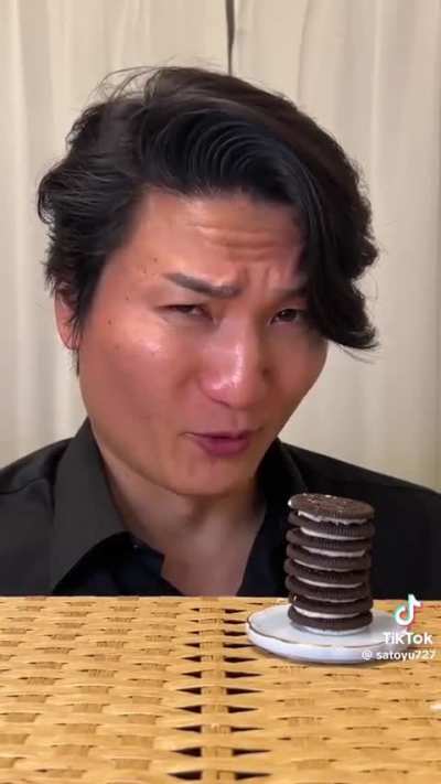O😶