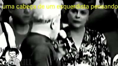 uma cabeça de um esquerdista pensando tocadoFoxy