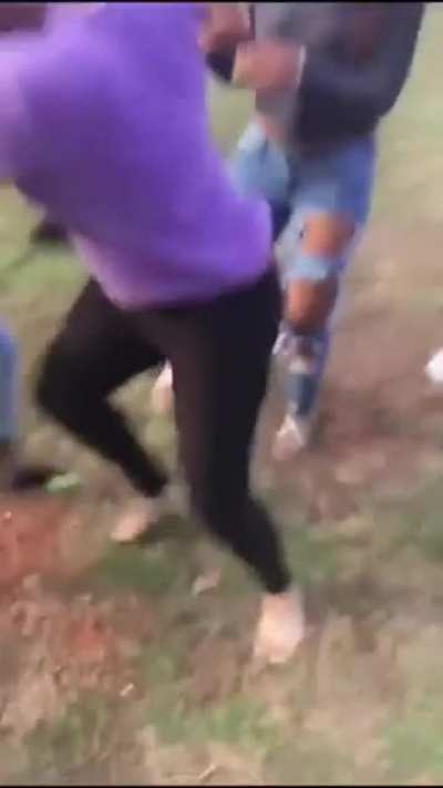 Big girl fghiting