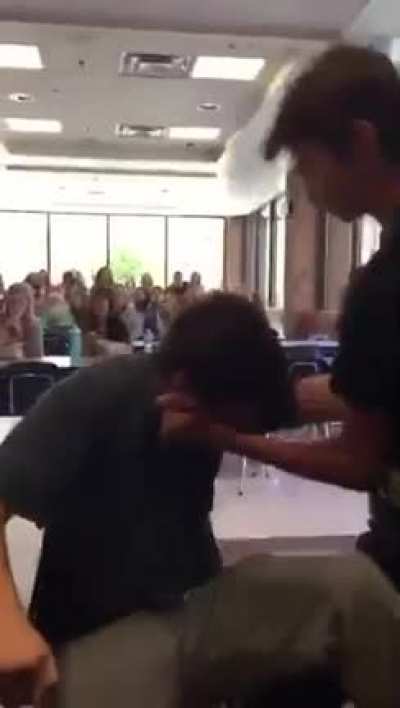 Sucker punching from behind doesn’t go as planned…