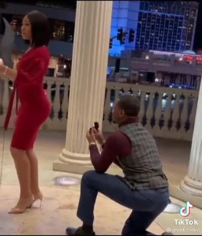 Surprise proposal photoshoot ❤️