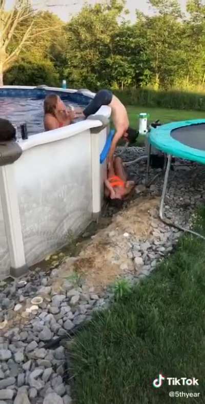 HMC while I jump into the pool