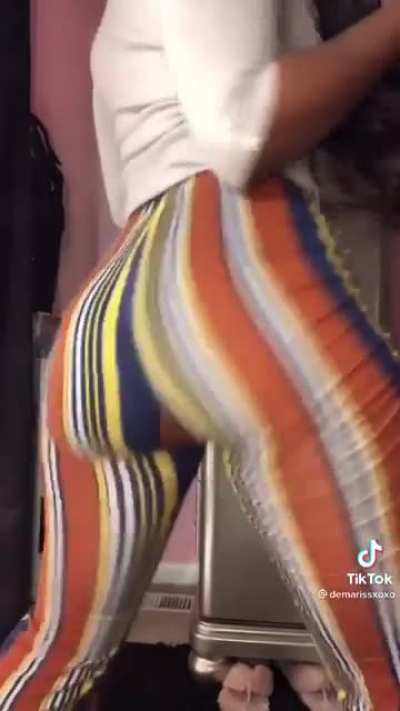 Holy that jiggle