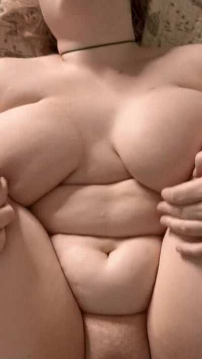 My friend got cheated on by a bitch who wouldn&rsquo;t do anal because of his size so we sent this to her