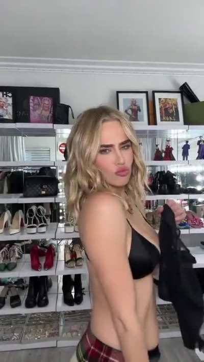 CJ Perry 