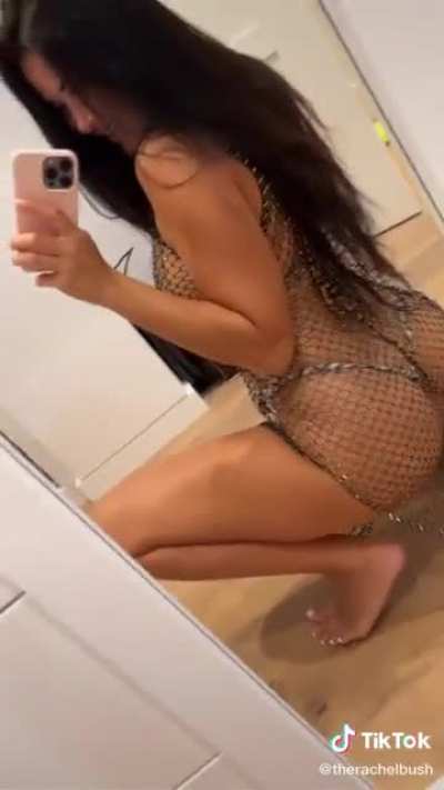 Up close Twerk