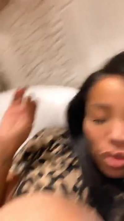Quick Pussy flash