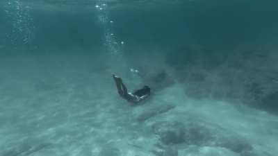 Come swim with me, the water feels even better when there&rsquo;s nothing between us
