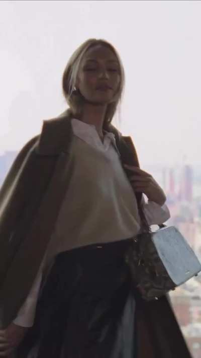 Candice Swanepoel BTS for Anne Klein