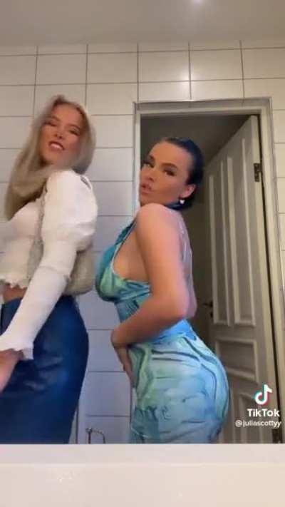 Nice dress i guess