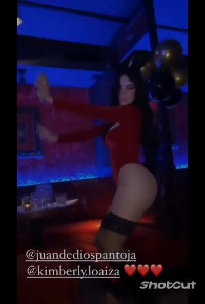 Kimberly Loaiza en Halloween 💀🖤