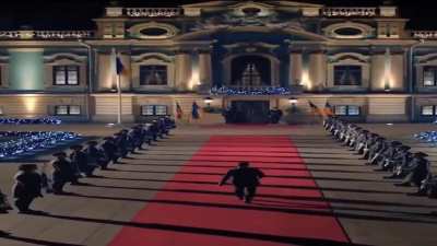 Historical footage of Zelensky going into NATO HQ to submitt Ukraine's application