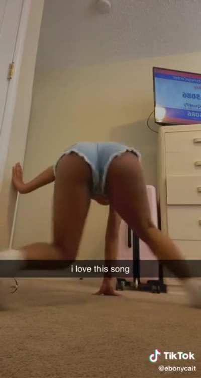 Love a ass that cuffs