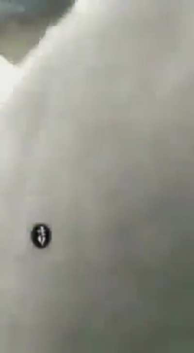 Thief is caught red-handed on a mexican bus