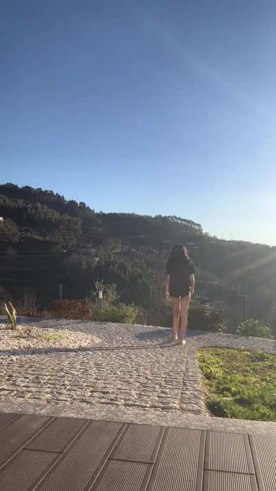 @tequilasarandlemon