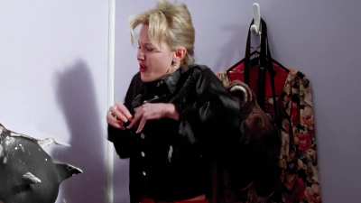 Joey Lauren Adams - Mallrats - Small tits - SMOOTH SLOWMO